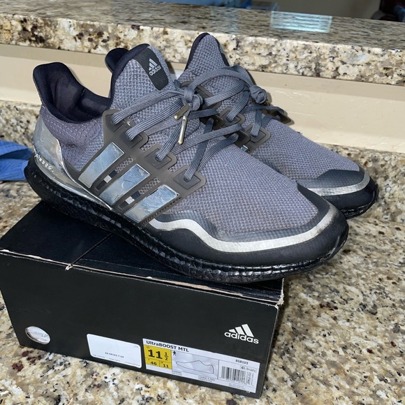 Adidas ultra boost - Picture 1 of 8